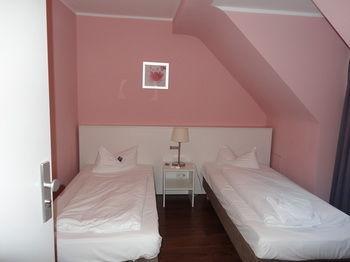 Altstadt Hotel Barcelona - Dusseldorf, Dusseldorf